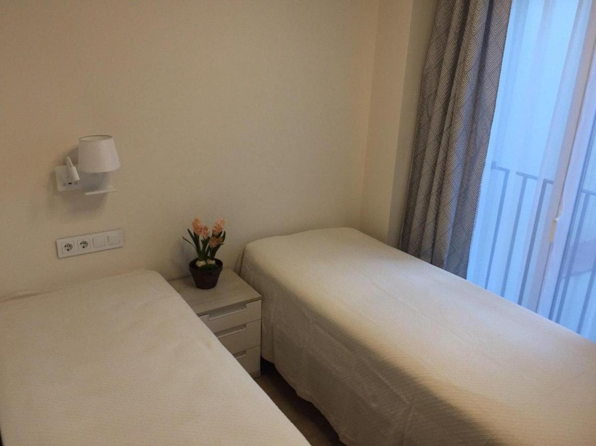 Nuevo Apartamento Moderno Elisa - A 80 Metros De La Playa Para 5 Personas ซานต์เฟลิอูเดกีโซลส์ ภายนอก รูปภาพ